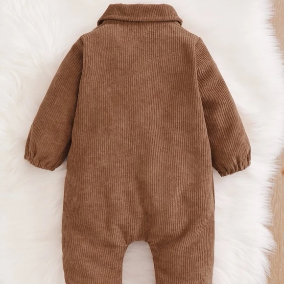 BABY BROWN CORDUROY BUTTON FLAP POCKET JUMPSUIT (0-3months) - Picture 2 of 4